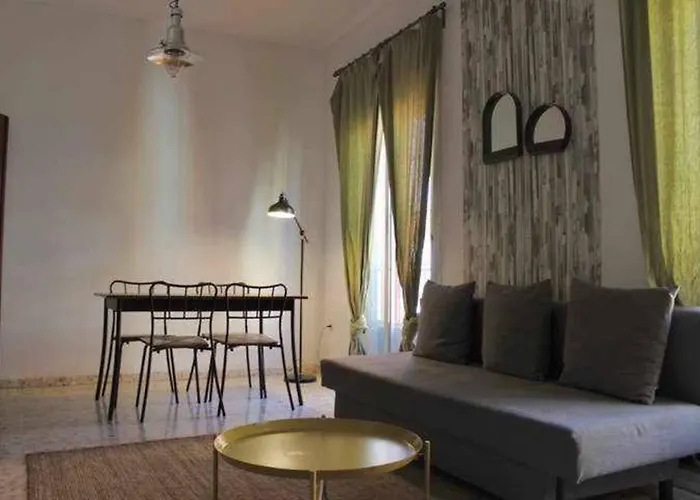 Giralda Views In Sevilla Center Apartment